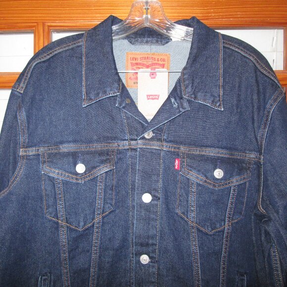 Standard Levi's Jean Jackets Men's Sizes Medium or Large - Picture 3 of 5